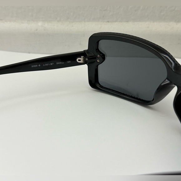 Vintage Womens Chanel Sunglasses - Picture 10 of 13